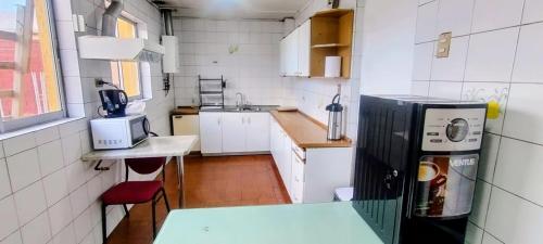 Konyha, Albergue AH in Angol