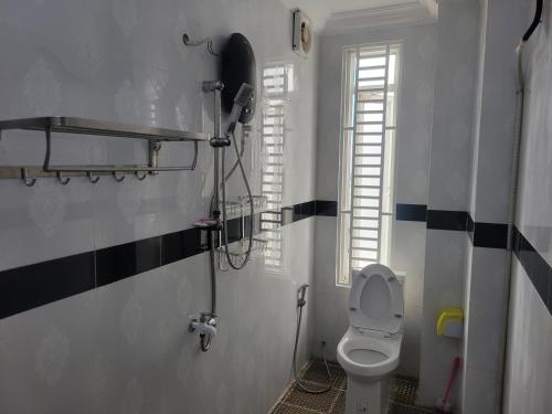 J Guesthouse and Restaurant in Sangkat Boeng Tumpun