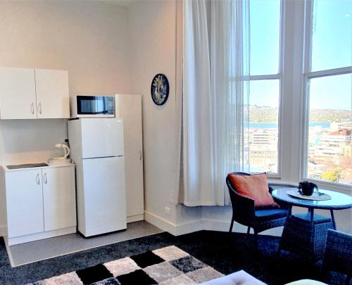 Work Stay at 123 near Olveston Historic Home