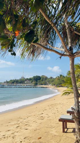 Luaya Beach