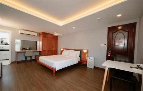 PH Hotel 酒店