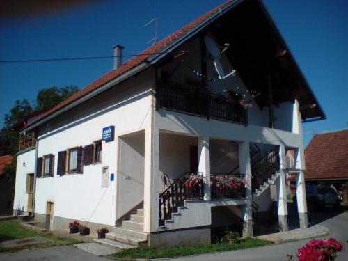  Apartment Gabi, Pension in Smoljanac