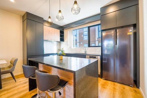 4 Bedrooms Modern Coastal Retreat Near Devonport, Auckland (zdjęcie 7)