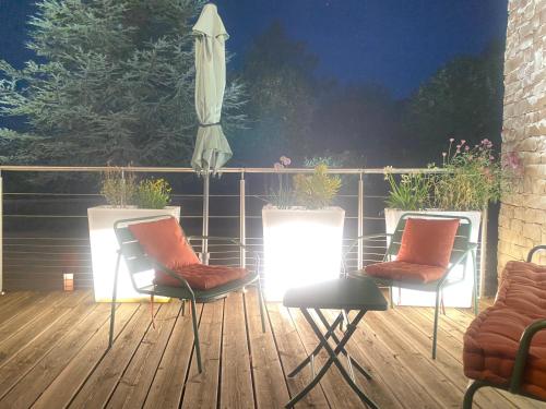 Балкон, Maison Coucou gite 2,4 pers in Нантуа