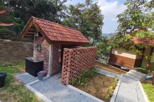 Larut Hillview Kabin in Changkat Jering
