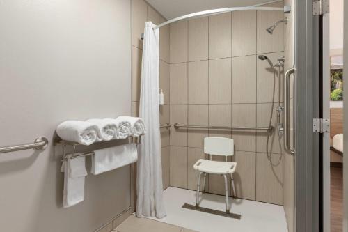 Days Inn by Wyndham Worland - image 14