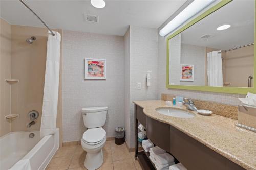 Hampton Inn & Suites Madera - main image