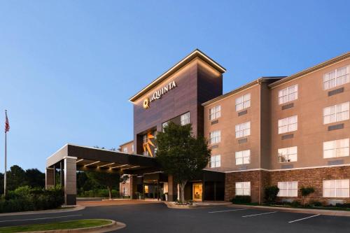 La Quinta by Wyndham Montgomery - Hotel