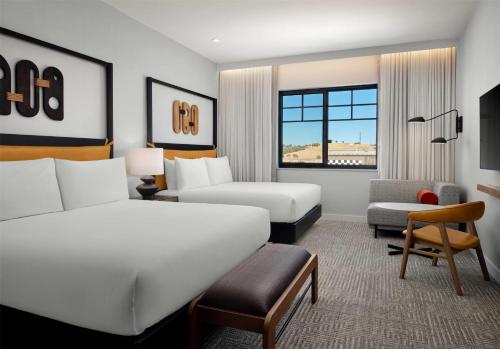 The Ava Hotel Paso Robles, Curio Collection by Hilton Room Type - King Room with Two King Beds
