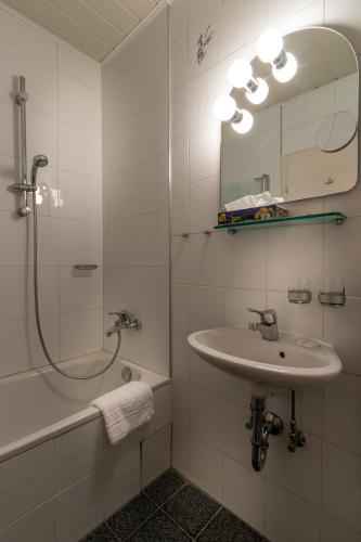 Hotel Regina - image 3