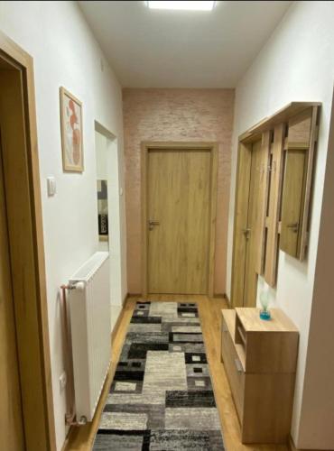 Golden Royal G in Kragujevac