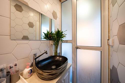 Shanghai Hills&Well-time MCM Family loft Near Line2 and line13 West Nanjing Road, Shanghai (photo 10)