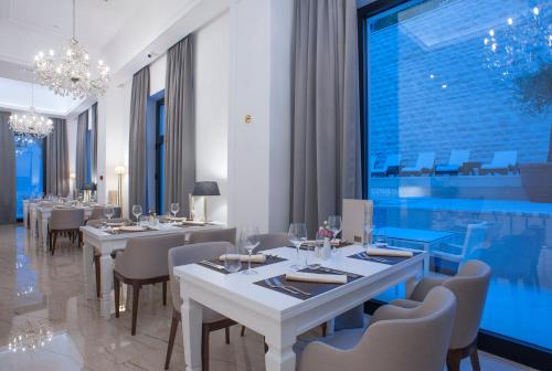 ห้องอาหาร, Hotel Moskva in บุดวาร์ เซนตาร์