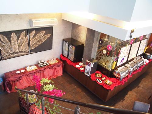 Restaurant, Roomz Hotel in Seria