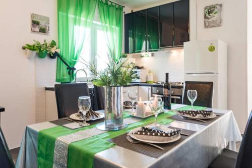 Apartment Aljinovic in Podstrana