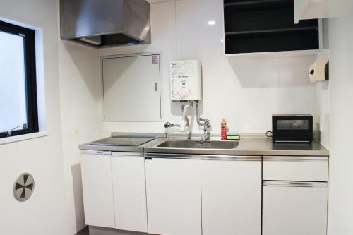 ホステルエリーラ神田 HOSTEL EstLiLas KANDA in Akihabara