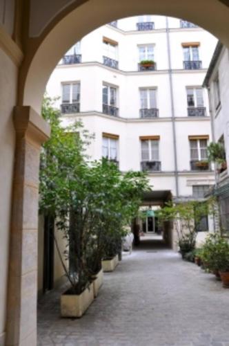 Au cœur de Paris, Charmant 2 pièces Calme, proche Métro, Attractions, Restaurants, Musées, Paris