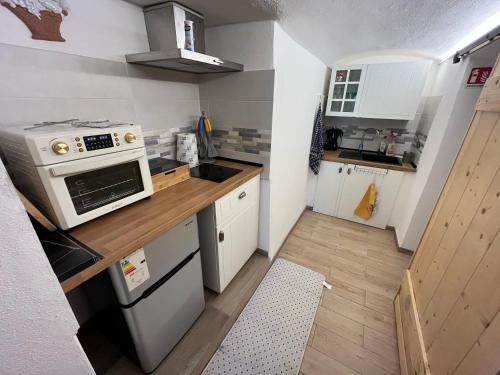 virtuve, Casa nei boschi della Val Bormida in Calizzano