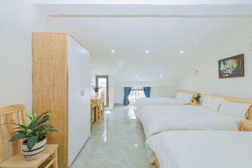 2 double beds