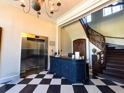 大堂, Kasteel Pietersheim Maastricht - Lanaken in 拉娜肯