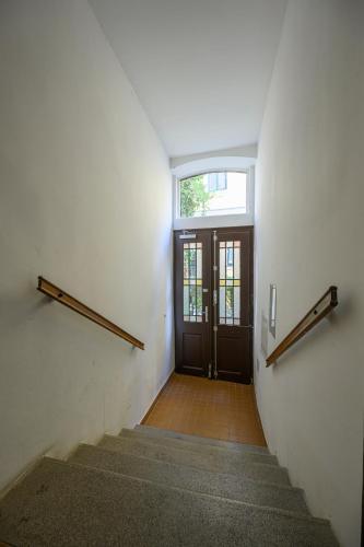 Quiet & Comfortable Studio Apartment in Vienna - image 6
