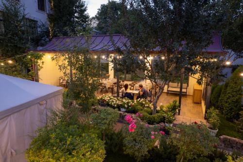 REDROOF Goris Boutique Hotel in Goris