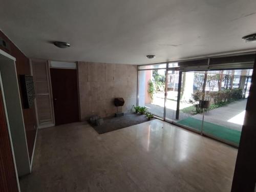 Apartamento Acogedor frente de La Carlota near Climbing in Parque de Recreación Cuevas del Indio