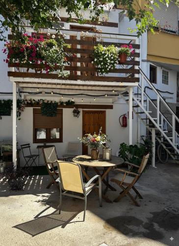 Cozy apartamento en Ruzafa para 2-3 personas con aire acondicionado y salida directa a terraza, Valencie (fotografie 8)