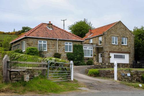 Exterior view, Brambly Cottage in Littlebeck