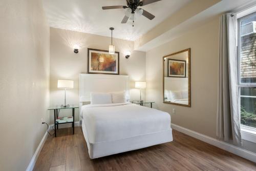 Stunning Condos Near French Quarter