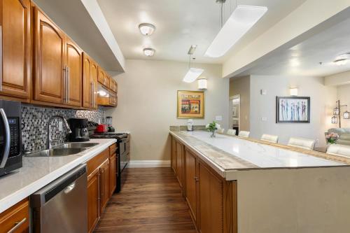 Stunning Condos Near French Quarter - 주방