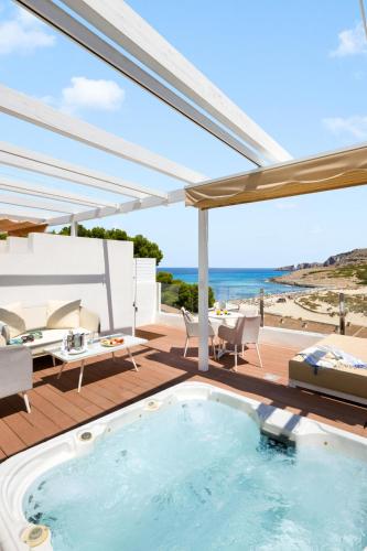 VIVA Cala Mesquida Resort & Spa - 온수 욕조