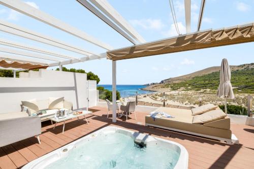 VIVA Cala Mesquida Resort & Spa - 온수 욕조