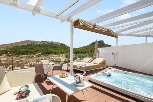 VIVA Cala Mesquida Resort & Spa - 발코니/테라스