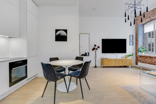 Rotermanni Apartment#Top location#Spacious#Free parking, Tallin (foto 8)