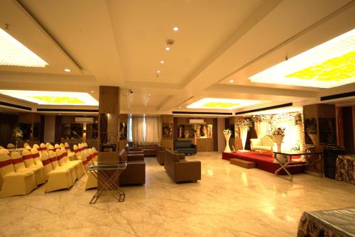 Hotel Pradeep Star Inn in Gorakhpur