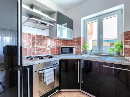Holiday Home VIlla Eldina by Interhome in sikici
