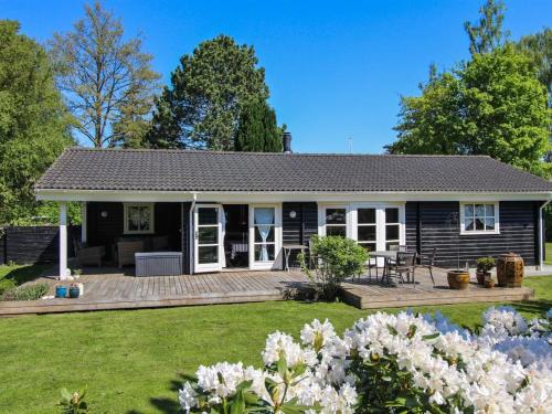  Holiday Home Eia - 500m from the sea by Interhome in Hornbæk