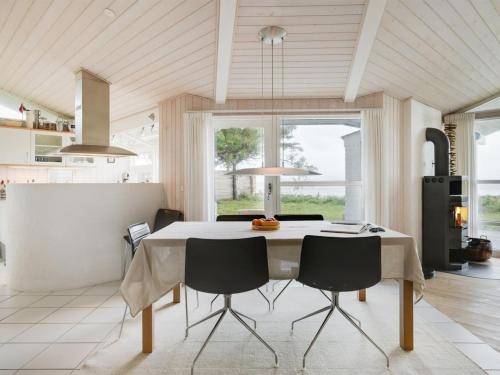  Holiday Home Pascal - 25m from the sea by Interhome in Gilleleje