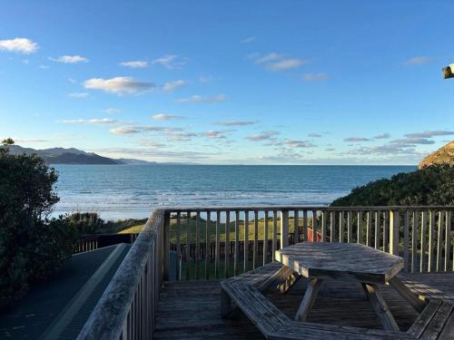 Waiwhare on the Beach - Beach Front Property in Whakataki