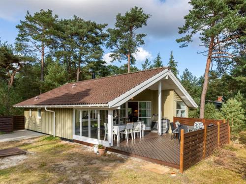 Holiday Home Bea - 300m from the sea by Interhome – khách sạn tại Tjorneby