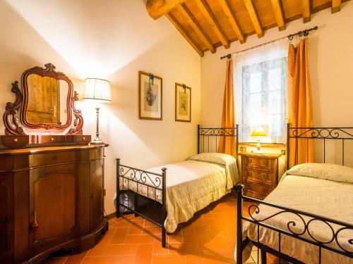 Holiday Home in Tuscany with Pool - Tap to explore photos