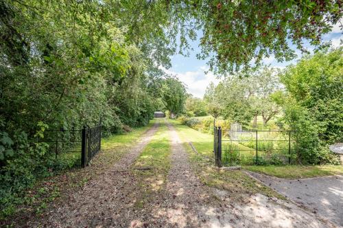 The Cabin Ufford - image 5