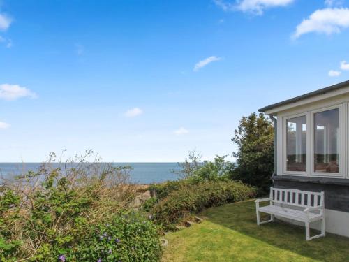 Holiday Home Ullamaj - 30m from the sea by Interhome in Allinge