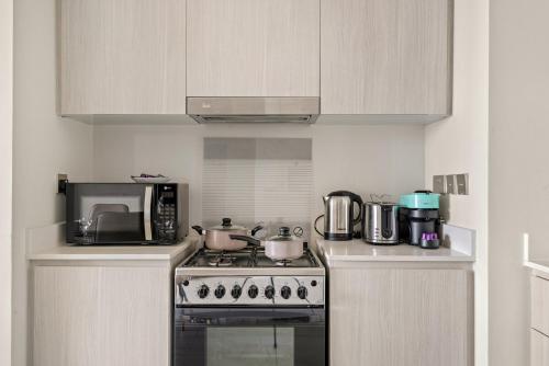 FIRST CLAS 1BR Creek Beach , Lagoon Access, Dubaj (fotografie 7)