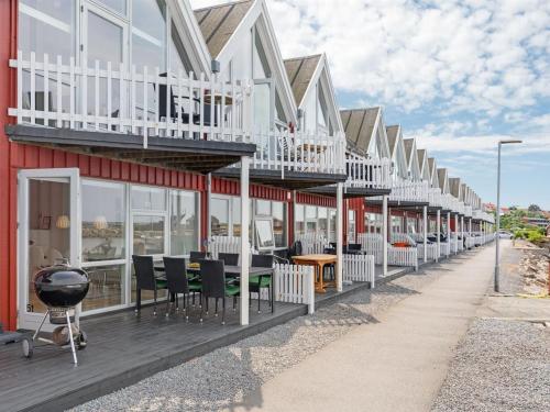 Holiday Home Eija - 5m from the sea by Interhome