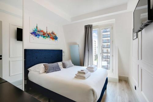 Amazing 2BD 6P apt with A C - Bastille - image 2