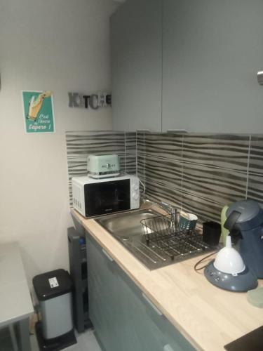 F2 in Desired house in Лінас