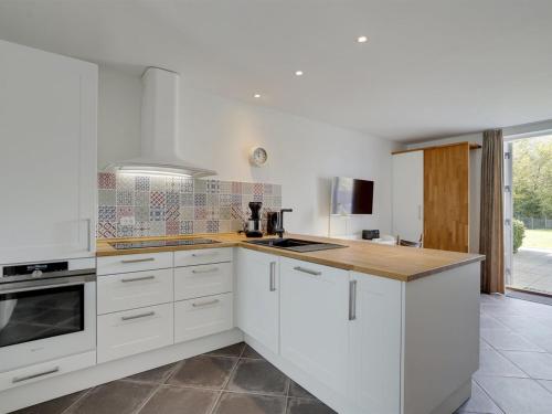 Apartment Bertte - 100m from the sea by Interhome in 伊德斯特納