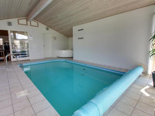 Holiday Home Börje - 600m from the sea by Interhome (Holiday Home Borje - 600m from the sea by Interhome) in Idestrup